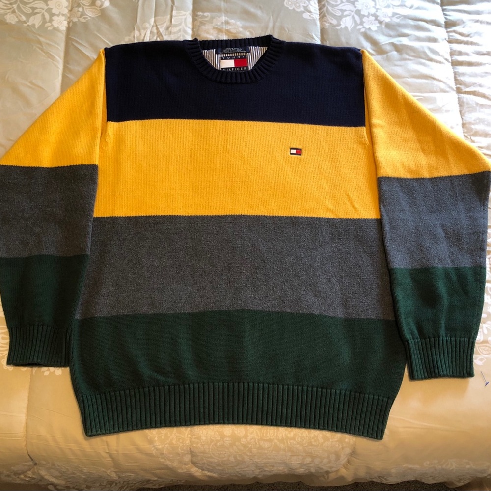 VTG Tommy Hilfiger sweater